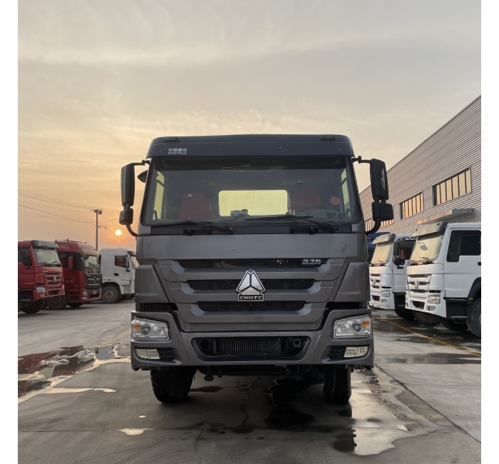 Used Sinotruk Howo 6x4 Tractor Truck